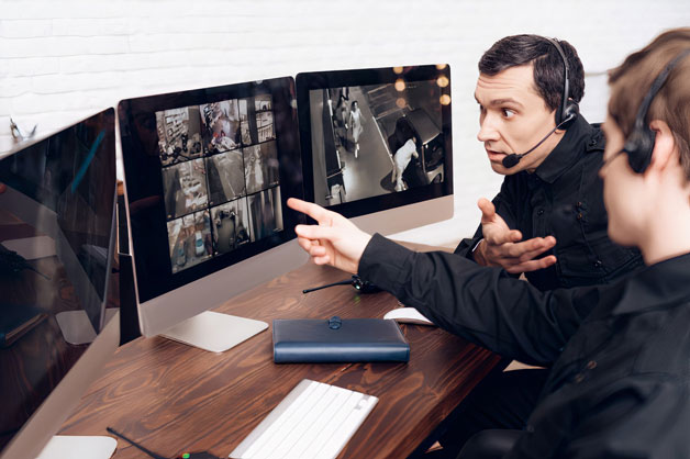 نظارت بر کارمندان با دوربین مدار بسته